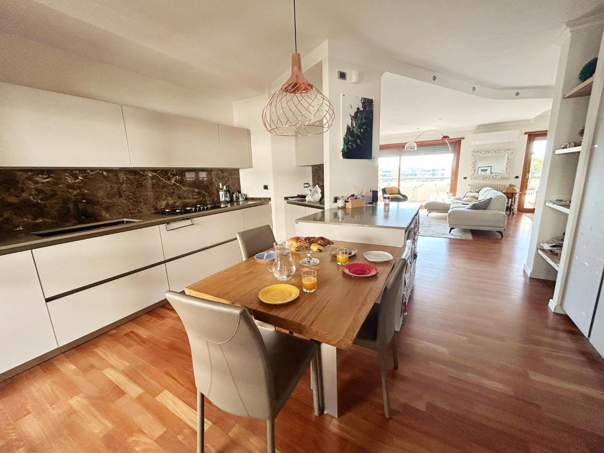 Rp Luxury House - Eur * Rom